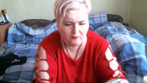 lanacat555 online show from September 15, 2025, 12:49 pm