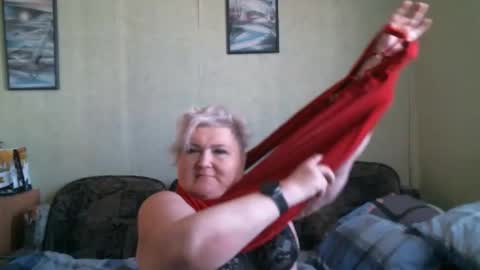 lanacat555 online show from September 16, 2025, 12:06 pm