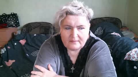 lanacat555 online show from October 24, 2025, 11:50 am