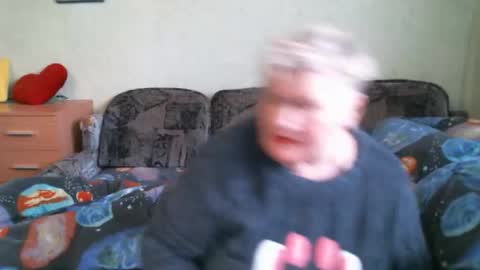 lanacat555 online show from February 17, 2026, 12:56 pm