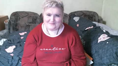 lanacat555 online show from March 31, 2026, 6:52 pm