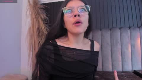 Lana online show from May 19, 2026, 12:11 pm