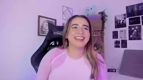 Snapshot of lanaherondale_ chatting on September 18, 2025, 10:01 pm lanaherondale_ online show from September 18, 2025, 10:01 pm