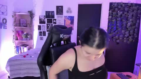 Snapshot of lanaherondale_ chatting on November 30, 2025, 9:13 am lanaherondale_ online show from November 30, 2025, 9:13 am