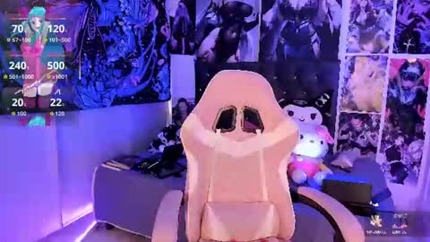 LanaKyutt666 online show from July 26, 2026, 8:38 pm