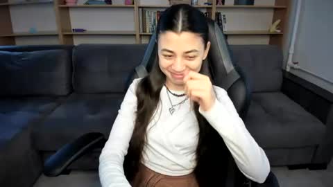 Lana online show from July 23, 2026, 3:32 pm