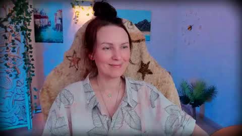 Lana Radiance online show from May 21, 2026, 12:56 pm