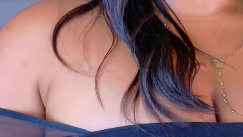 Lana online show from May 1, 2026, 7:18 pm