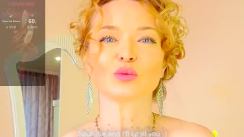 Snapshot of lanavibes chatting on March 13, 2026, 12:12 pm lanavibes online show from March 13, 2026, 12:12 pm