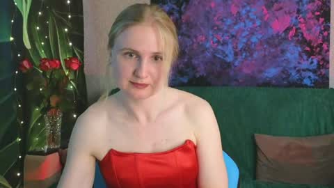 LanaviSmith online show from July 8, 2026, 6:07 am