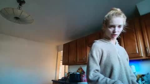 lanaxsharapova online show from November 30, 2025, 10:36 pm