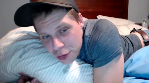 Snapshot of lancehardin chatting on February 24, 2025, 12:30 am Lance online show from February 24, 2025, 12:30 am