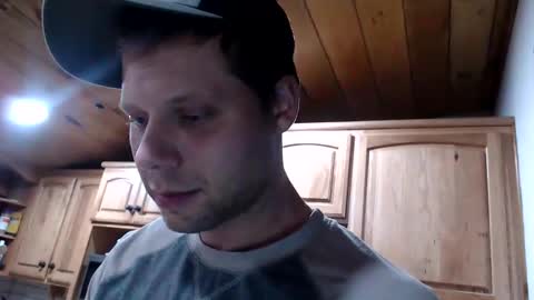 Snapshot of lancehardin chatting on November 24, 2025, 12:32 am Lance online show from November 24, 2025, 12:32 am