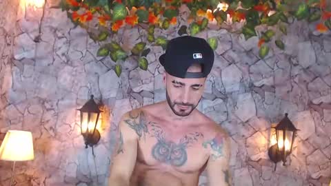 Snapshot of lancelot_benwick chatting on January 4, 2025, 12:59 am Lancelot Benwick online show from January 4, 2025, 12:59 am