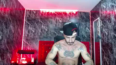 Snapshot of lancelot_benwick chatting on January 31, 2025, 8:11 am Lancelot Benwick online show from January 31, 2025, 8:11 am