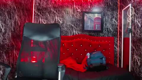 Snapshot of lancelot_benwick chatting on February 8, 2025, 1:32 am Lancelot Benwick online show from February 8, 2025, 1:32 am