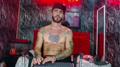 Snapshot of lancelot_benwick chatting on February 21, 2025, 8:40 am Lancelot Benwick online show from February 21, 2025, 8:40 am