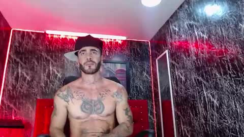 Snapshot of lancelot_benwick chatting on February 24, 2025, 7:52 pm Lancelot Benwick online show from February 24, 2025, 7:52 pm