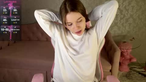 Snapshot of land_of_sweets chatting on November 28, 2025, 7:27 pm land_of_sweets online show from November 28, 2025, 7:27 pm