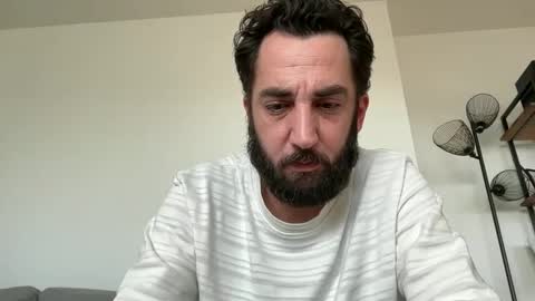 Snapshot of lanimalr chatting on December 6, 2024, 12:49 pm Lanimal online show from December 6, 2024, 12:49 pm