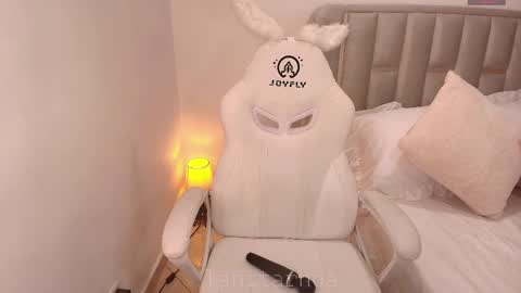 Snapshot of lanitarhoa chatting on February 24, 2025, 12:52 am Lina online show from February 24, 2025, 12:52 am