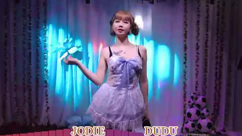 Snapshot of lankwaifong_cindy chatting on June 15, 2026, 3:09 am lankwaifong_cindy online show from June 15, 2026, 3:09 am