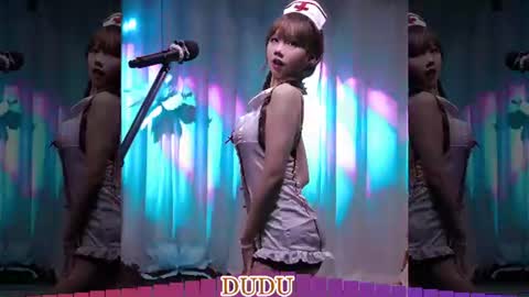 lankwaifong_cindy online show from August 3, 2026, 10:43 am