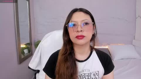 Lanna online show from April 30, 2026, 11:27 am