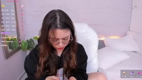 Snapshot of lanna_18_ chatting on July 6, 2026, 3:03 pm Lanna online show from July 6, 2026, 3:03 pm