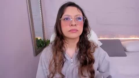 Snapshot of lanna_18_ chatting on July 20, 2026, 1:13 pm Lanna online show from July 20, 2026, 1:13 pm