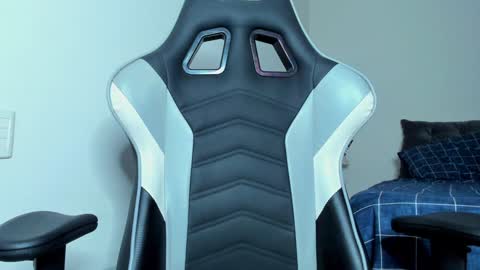 Snapshot of lannasantiago chatting on February 8, 2025, 1:43 am Lanna online show from February 8, 2025, 1:43 am