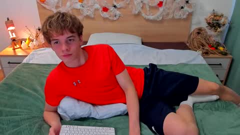 Fandi online show from October 14, 2025, 6:36 am