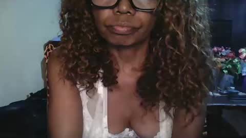 Snapshot of lapinnah chatting on May 20, 2026, 7:53 pm lapinnah online show from May 20, 2026, 7:53 pm