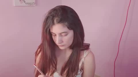 LARA online show from May 13, 2026, 10:49 pm