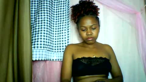 lara_belle online show from June 16, 2026, 10:40 am