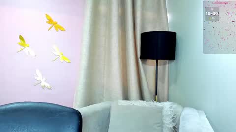 Snapshot of lara_martin chatting on February 9, 2025, 12:08 pm 700 200 online show from February 9, 2025, 12:08 pm