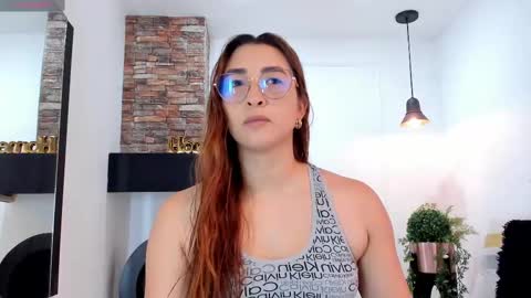 Snapshot of lara_martin chatting on February 26, 2025, 12:03 pm 700 200 online show from February 26, 2025, 12:03 pm