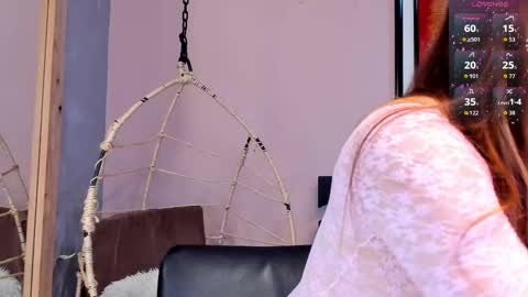 Snapshot of lara_martin chatting on September 9, 2025, 12:05 pm 700 200 online show from September 9, 2025, 12:05 pm