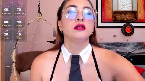 Snapshot of lara_martin chatting on October 30, 2025, 7:58 pm 700 200 online show from October 30, 2025, 7:58 pm