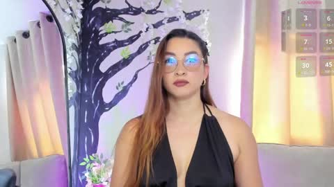      700  200   online show from April 22, 2026, 7:37 pm
