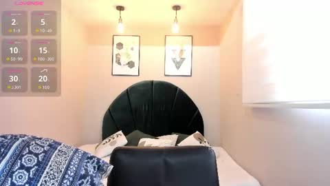 Snapshot of lara_martin chatting on July 16, 2026, 7:53 pm 700 200 online show from July 16, 2026, 7:53 pm
