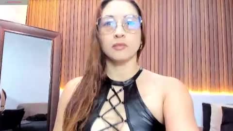 Snapshot of lara_martin chatting on July 27, 2026, 12:01 pm 700 200 online show from July 27, 2026, 12:01 pm
