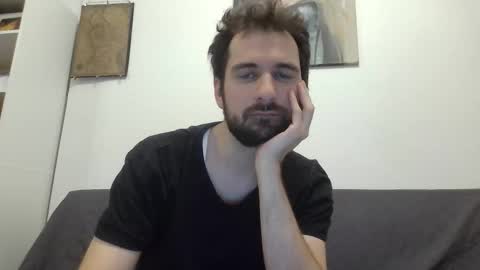 Snapshot of laraaan chatting on November 21, 2025, 7:56 pm laraaan online show from November 21, 2025, 7:56 pm