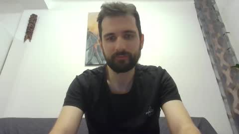 Snapshot of laraaan chatting on January 7, 2026, 7:49 pm laraaan online show from January 7, 2026, 7:49 pm