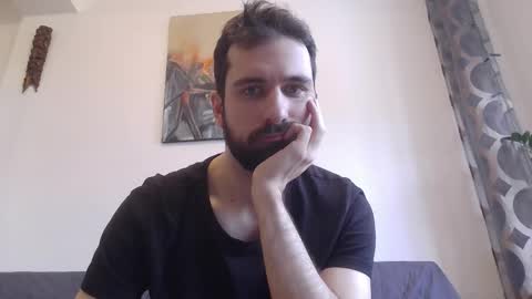 Snapshot of laraaan chatting on January 9, 2026, 11:02 am laraaan online show from January 9, 2026, 11:02 am