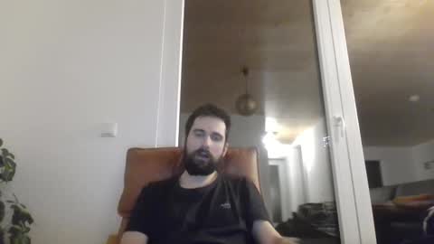 Snapshot of laraaan chatting on February 11, 2026, 5:18 pm laraaan online show from February 11, 2026, 5:18 pm