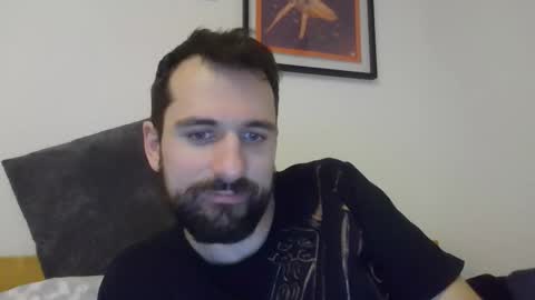 Snapshot of laraaan chatting on March 21, 2026, 8:34 pm laraaan online show from March 21, 2026, 8:34 pm