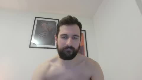 Snapshot of laraaan chatting on April 8, 2026, 7:14 pm laraaan online show from April 8, 2026, 7:14 pm