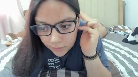 Snapshot of laracamille chatting on February 27, 2025, 9:47 pm lara online show from February 27, 2025, 9:47 pm