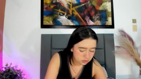  Lara Gold  online show from March 9, 2026, 12:31 pm